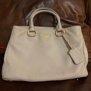 AUTHENTIC PRADA VITELLO DAINO SHOPPING TOTE BN2878